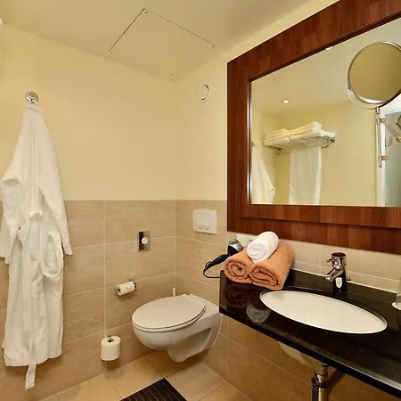 فندق Autenrieder Brauereigasthof 4*